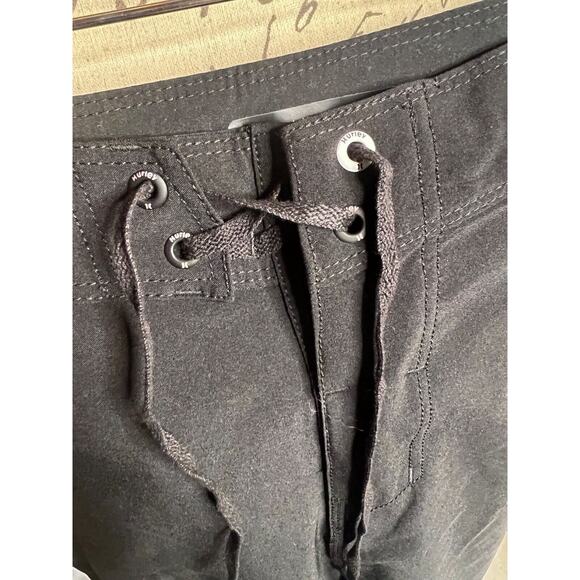 Hurley Men’s Black Phantom Eco Block Party 18" Board shorts Sports Size 30 - Picture 8 of 12